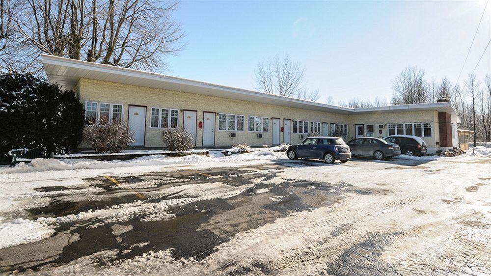 Objectif Sante Hotel Longueuil Eksteriør billede