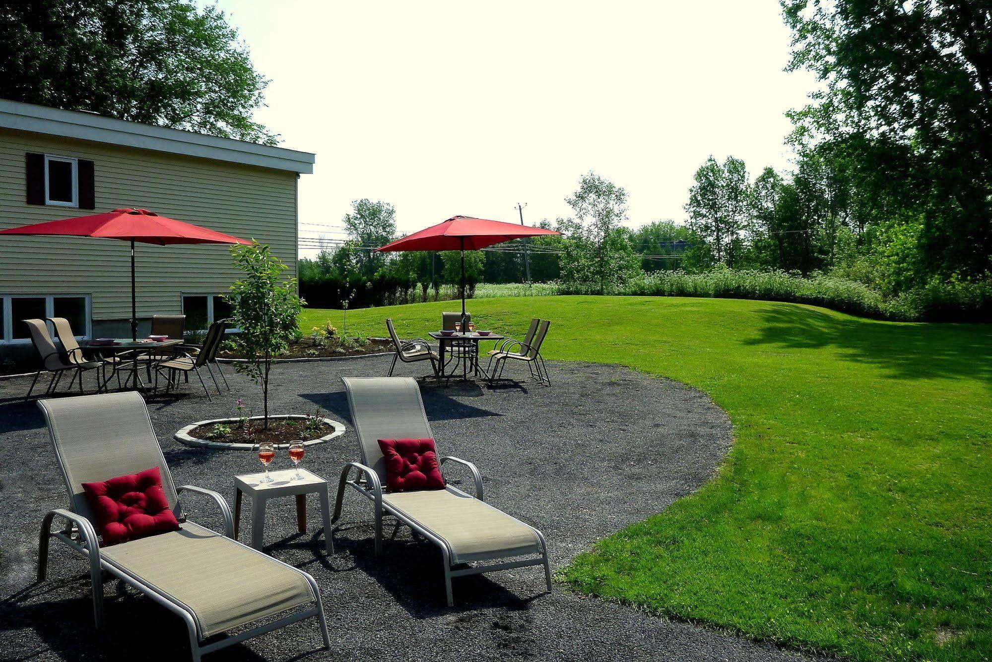 Objectif Sante Hotel Longueuil Eksteriør billede
